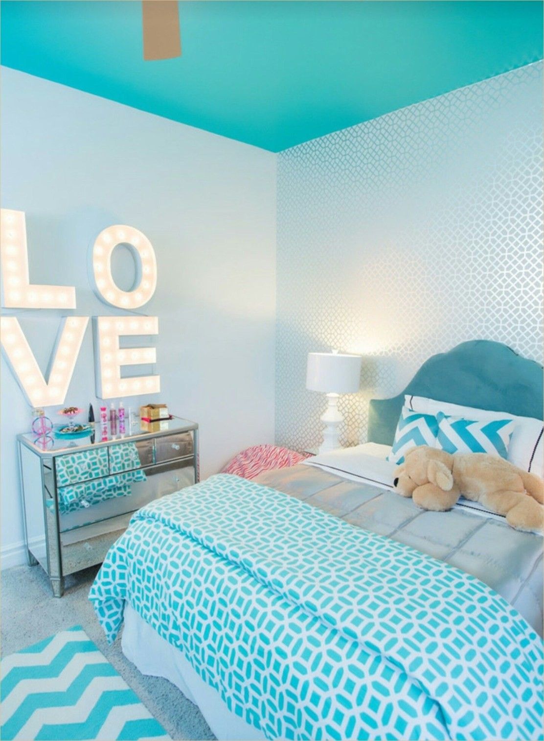 Featured image of post Turquoise Aesthetic Room